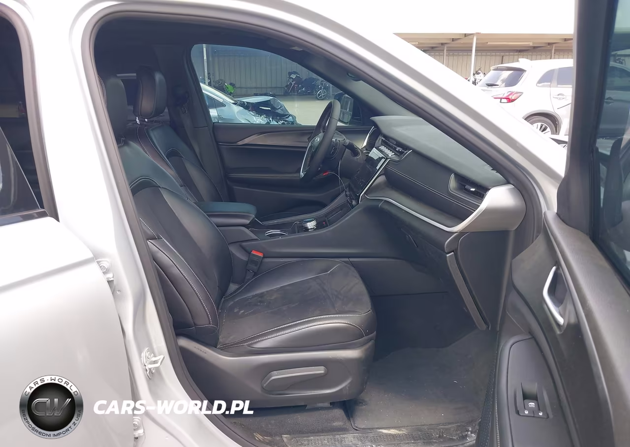 2024 Jeep Grand Cherokee L Altitude X 4X2 VIN:1C4RJJAG3R8520200 - 5