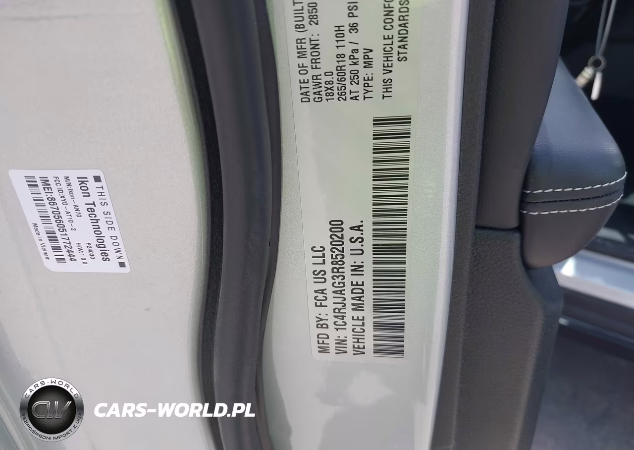 2024 Jeep Grand Cherokee L Altitude X 4X2 VIN:1C4RJJAG3R8520200 - 9