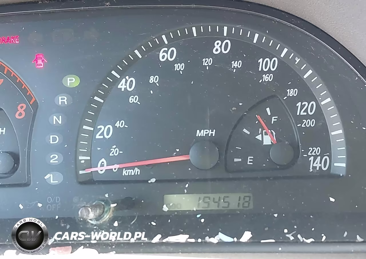 2002 Toyota Camry Le VIN:JTDBE32KX20046304 - 7