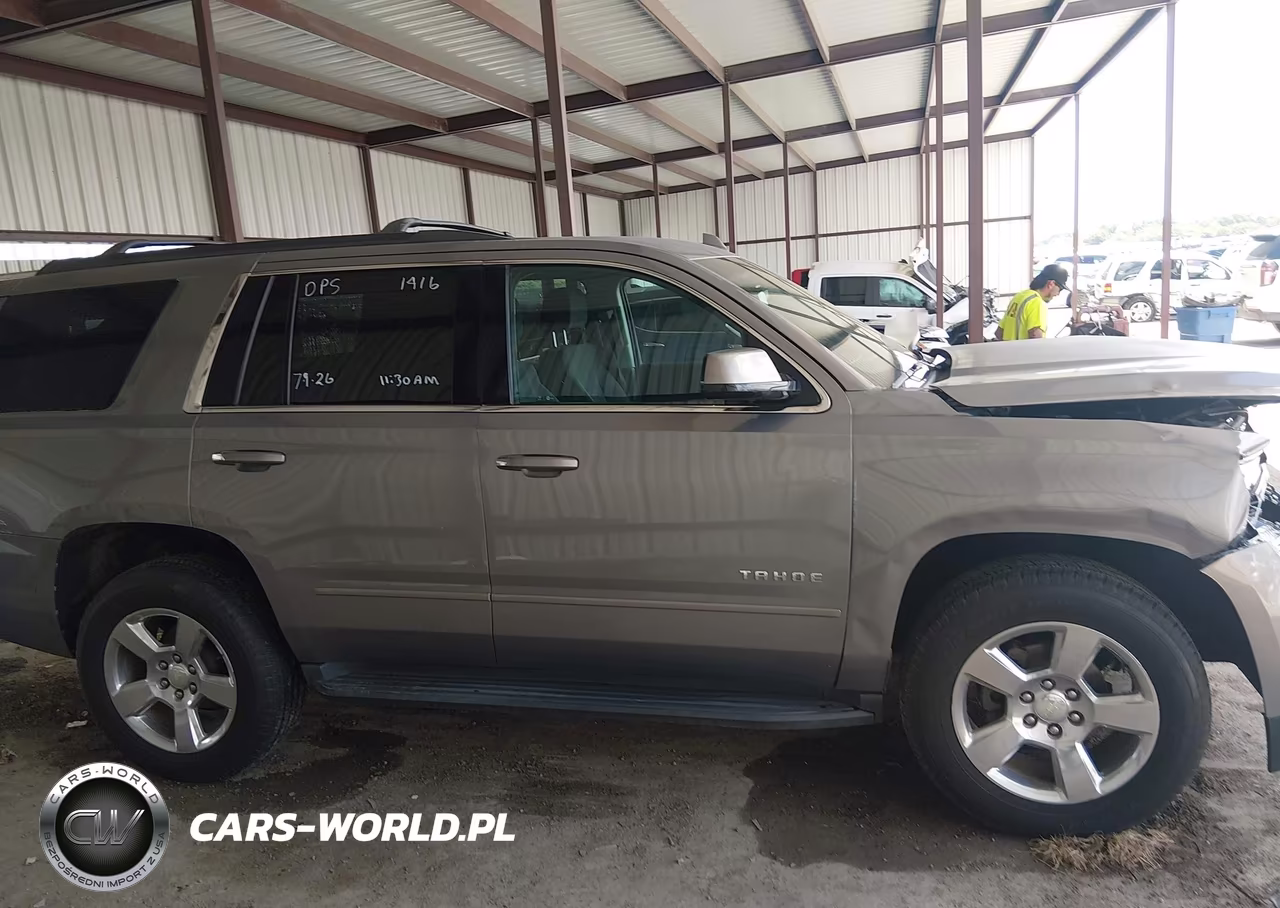 2017 Chevrolet Tahoe Ls VIN:1GNSCAKC1HR322822 - 12