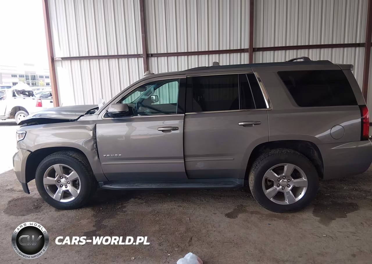 2017 Chevrolet Tahoe Ls VIN:1GNSCAKC1HR322822 - 13