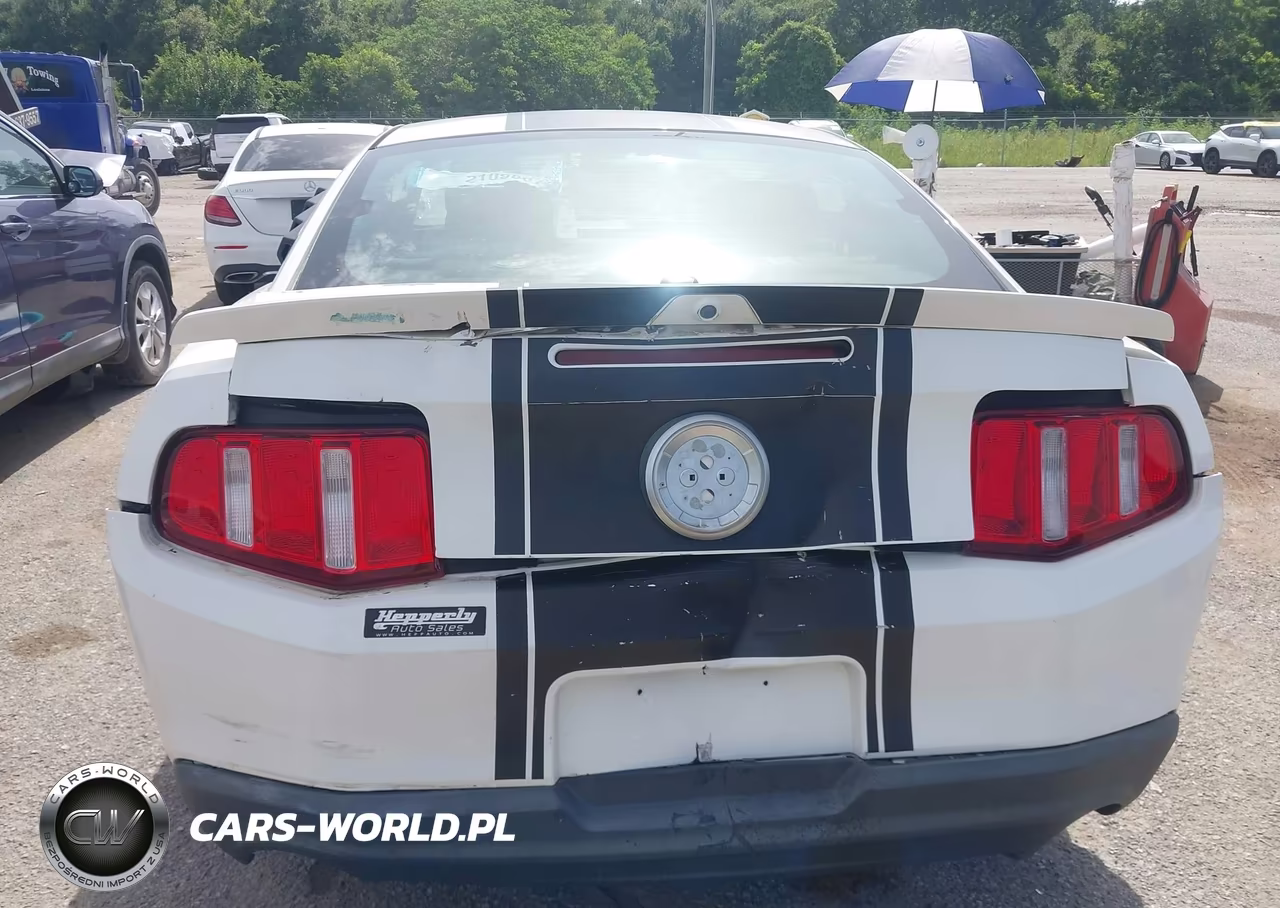 2012 Ford Mustang V6 Premium VIN:1ZVBP8AM8C5284745 - 16