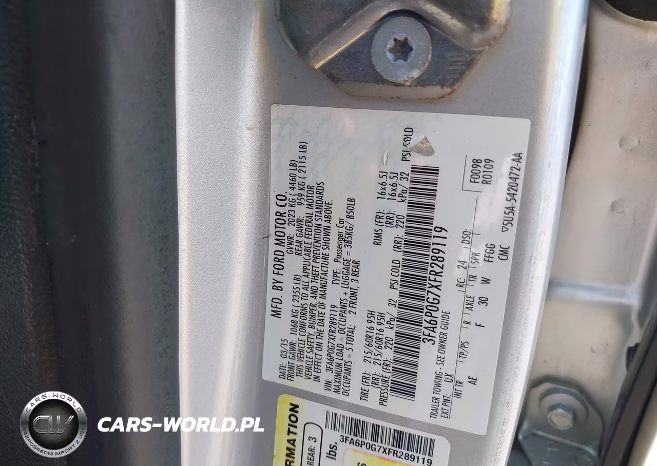 2015 Ford Fusion S VIN:3FA6P0G7XFR289119 - 9