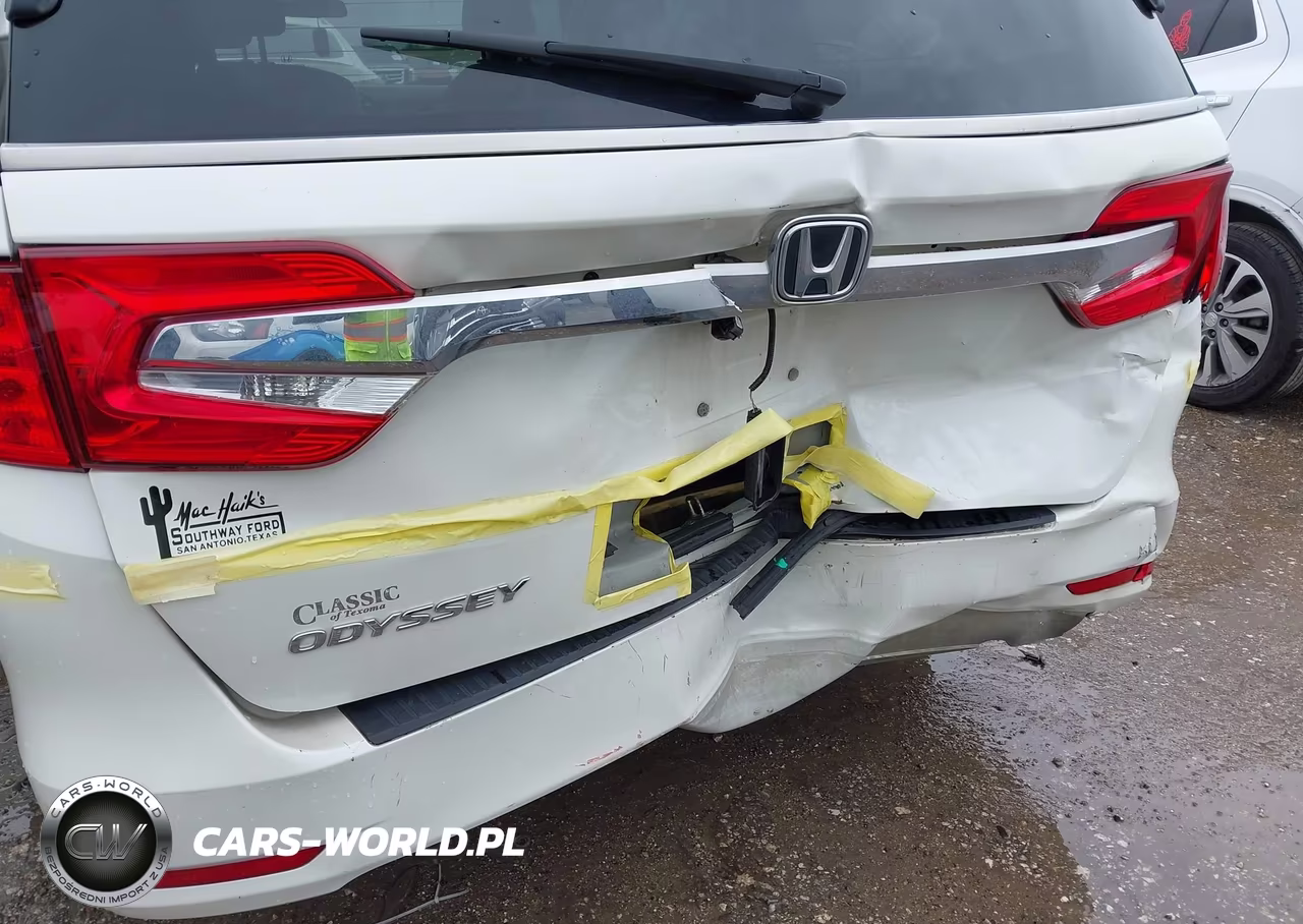 2018 Honda Odyssey Lx VIN:5FNRL6H24JB065704 - 6