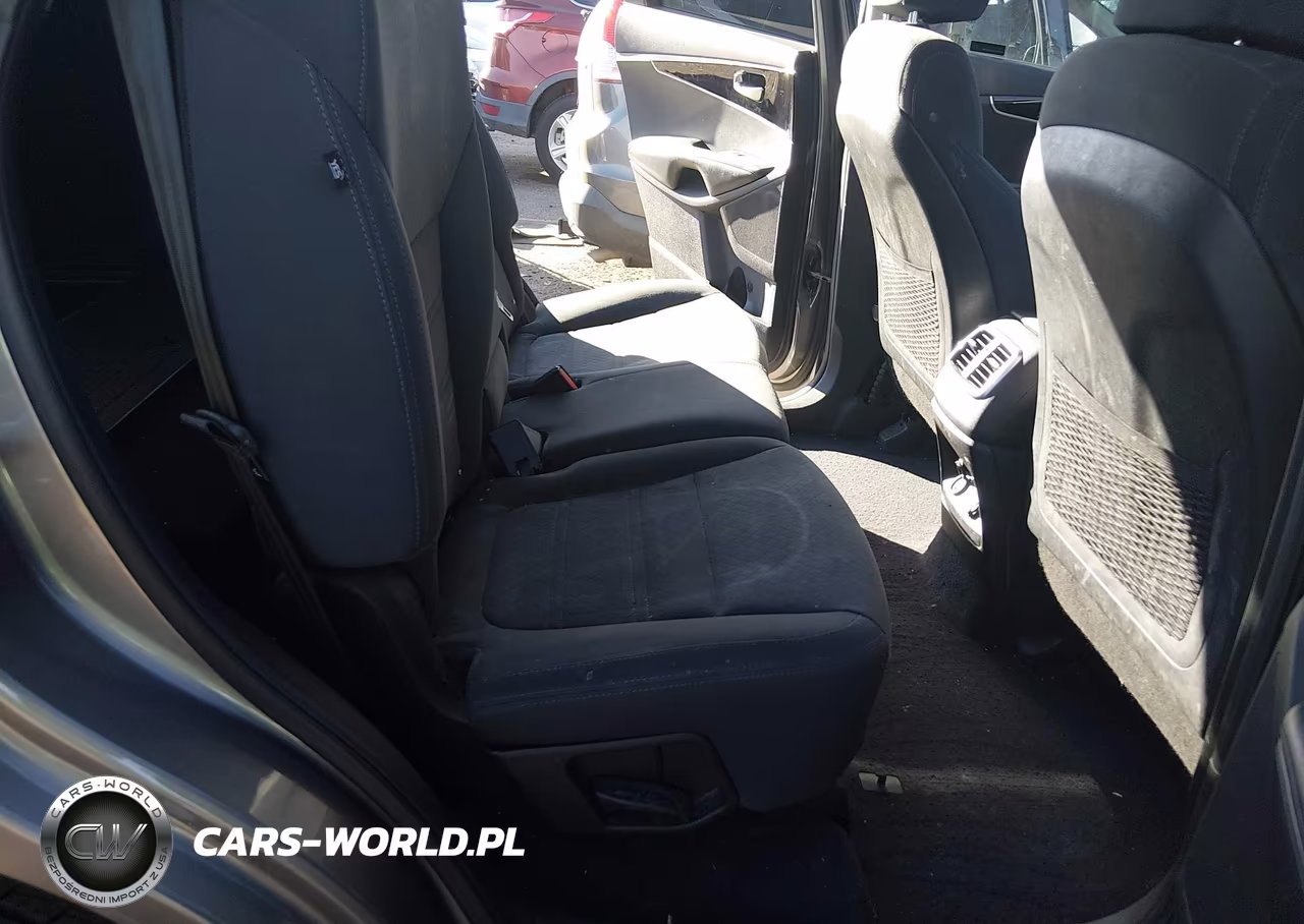 2018 Kia Sorento 2.4L Lx VIN:5XYPG4A39JG351947 - 8