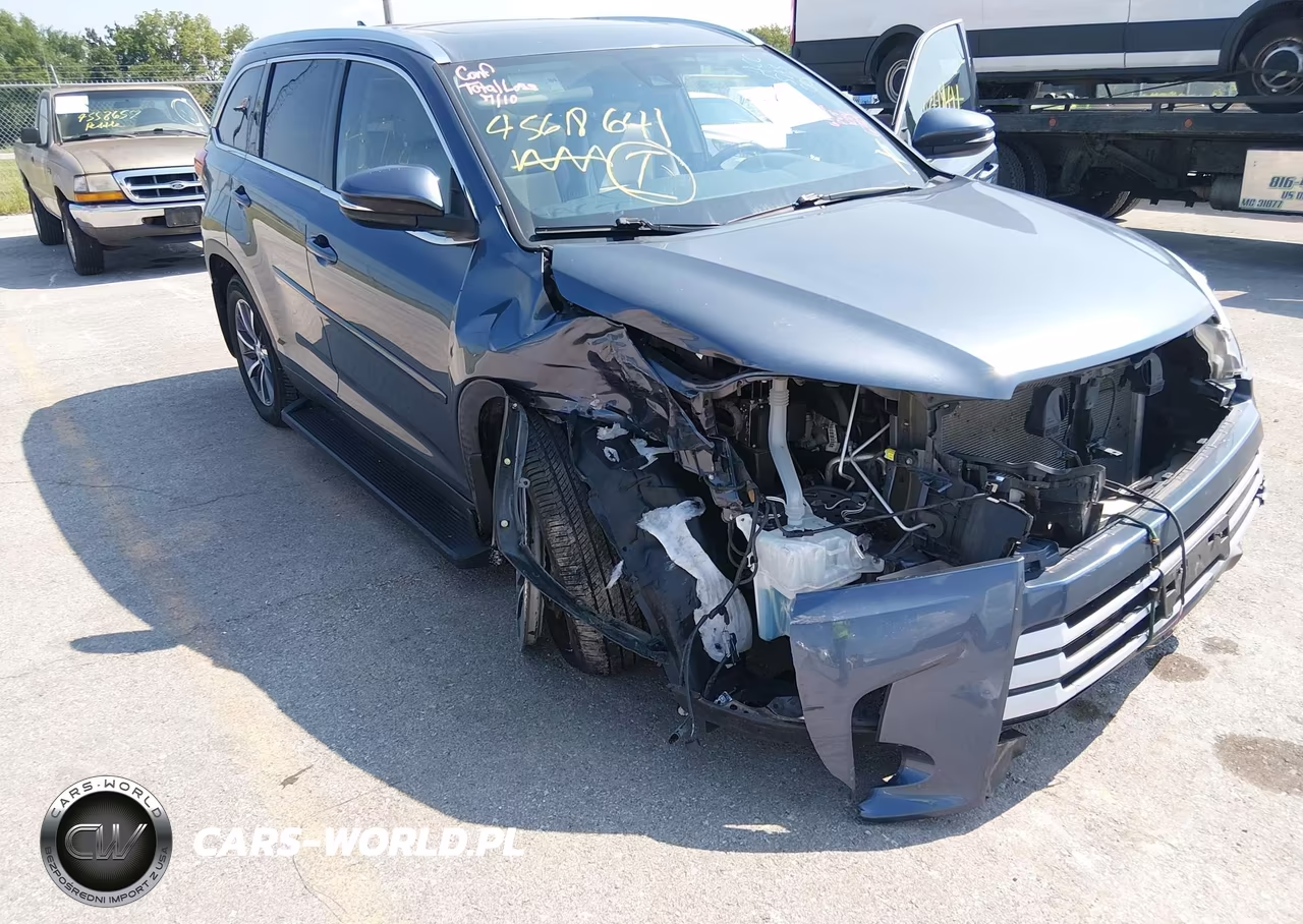 2019 Toyota Highlander Xle VIN:5TDJZRFH5KS976724 - 6