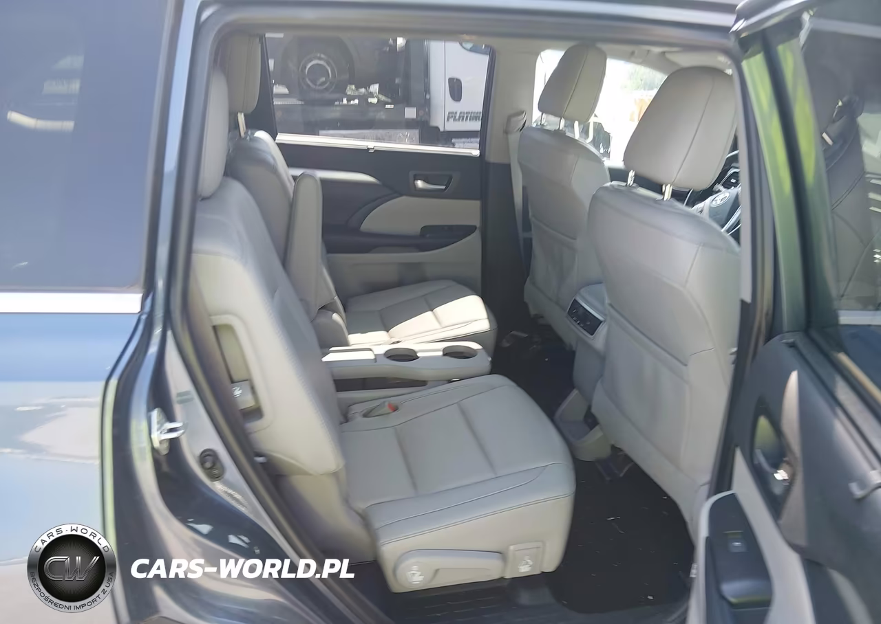2019 Toyota Highlander Xle VIN:5TDJZRFH5KS976724 - 8