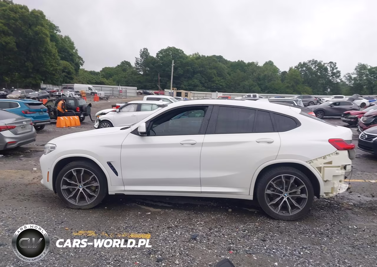 2019 BMW X4 xDrive30I VIN:5UXUJ3C57KLG53368 - 14