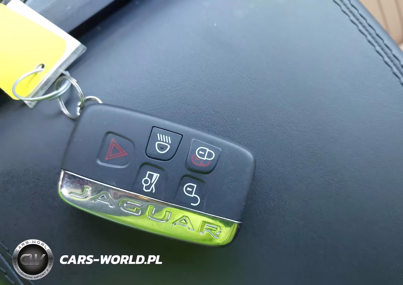 2016 Jaguar F-Type VIN:SAJWA6ET0G8K29899 - 11