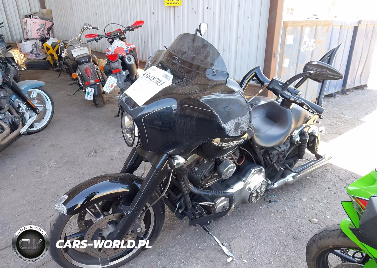 2014 Harley-Davidson Flhxs Street Glide Special VIN:1HD1KRM11EB679082 - 2