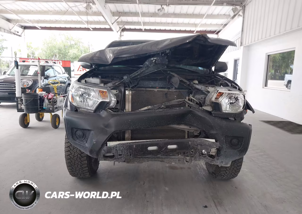 2015 Toyota Tacoma VIN:5TFUX4EN7FX036888 - 12