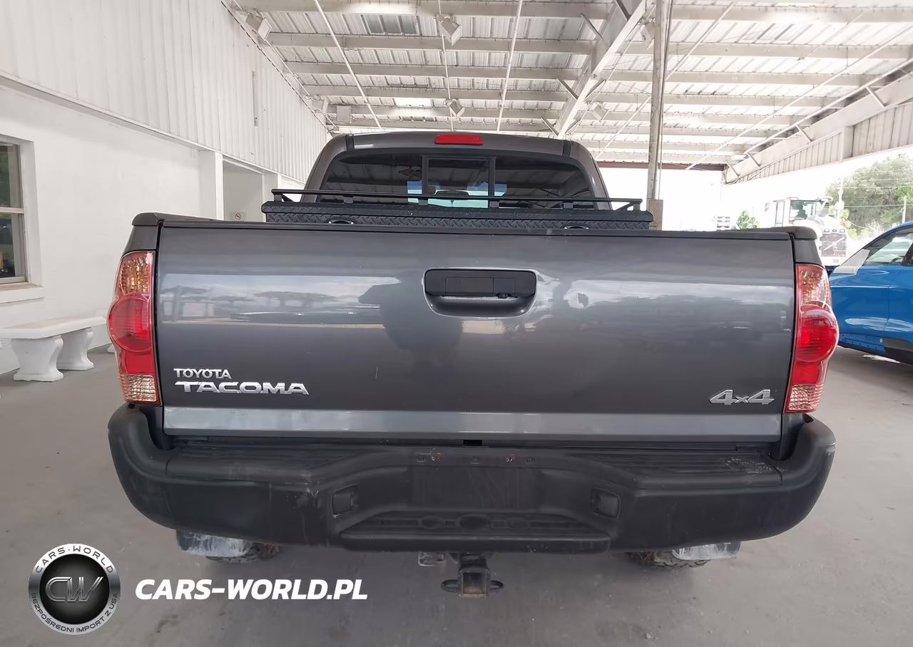 2015 Toyota Tacoma VIN:5TFUX4EN7FX036888 - 16