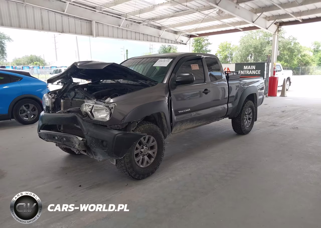 2015 Toyota Tacoma VIN:5TFUX4EN7FX036888 - 2