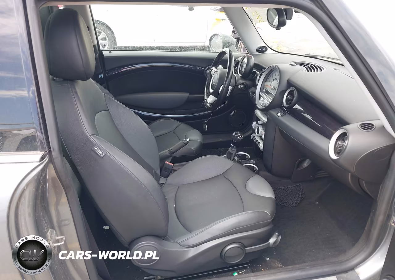2010 Mini Cooper S VIN:WMWMF7C51ATZ73515 - 5