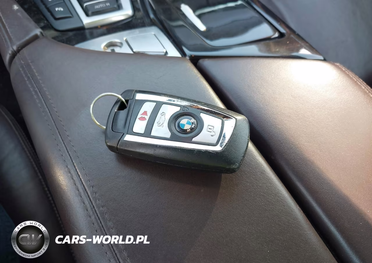 2015 BMW 535I xDrive VIN:WBA5B3C50FD544702 - 11