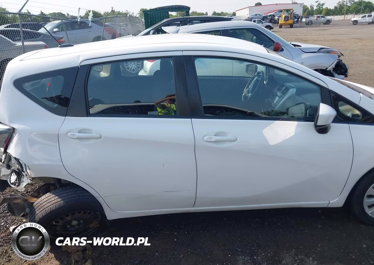2016 Nissan Versa Note Sv VIN:3N1CE2CP9GL395296 - 13