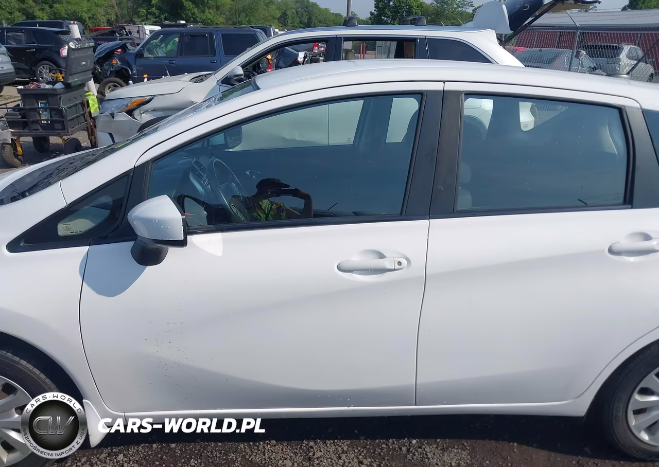 2016 Nissan Versa Note Sv VIN:3N1CE2CP9GL395296 - 14