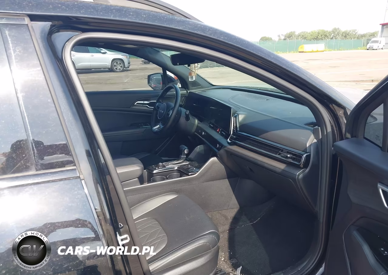 2025 Kia Sportage X-Line VIN:5XYK6CDF7SG236875 - 5