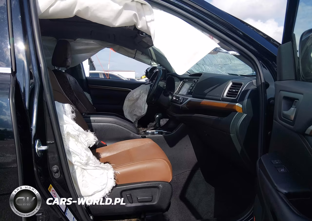 2019 Toyota Highlander Limited VIN:5TDDZRFH6KS722839 - 5