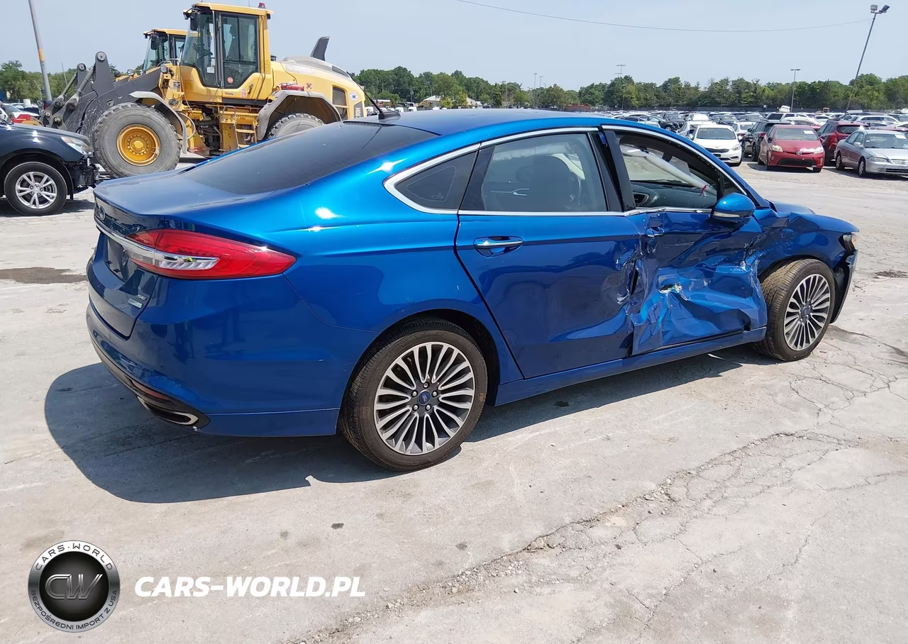 FORD FUSION SE VIN:3FA6P0H99HR103752 - 4