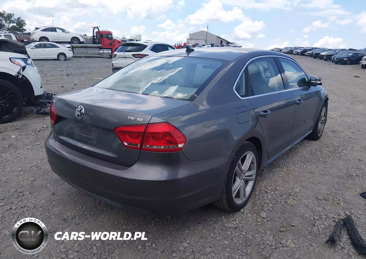2014 Volkswagen Passat 1.8T Se VIN:1VWBS7A30EC115804 - 4