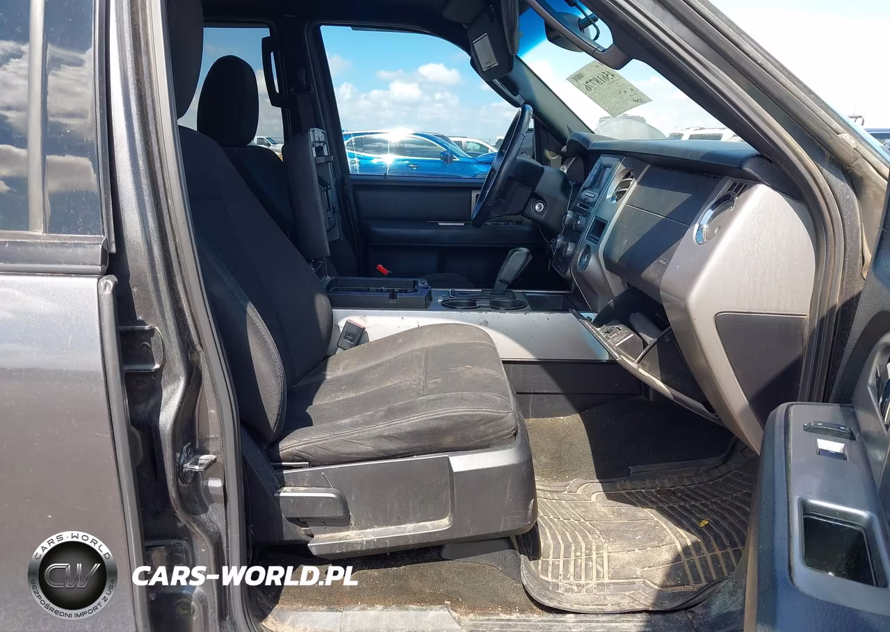 2017 Ford Expedition Xlt VIN:1FMJU1HT8HEA42679 - 5