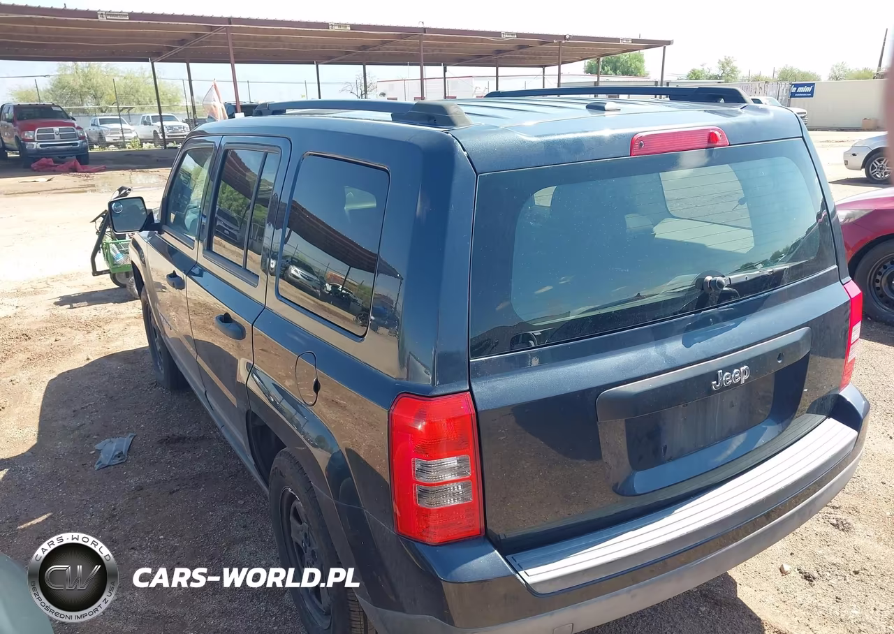 2016 Jeep Patriot Sport VIN:1C4NJPBB5GD562070 - 3
