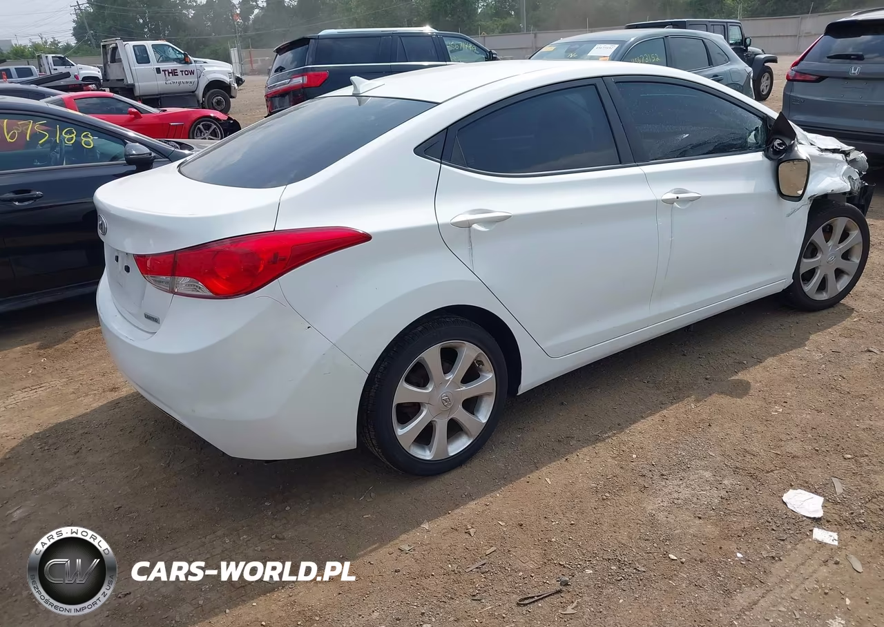 2012 Hyundai Elantra Limited VIN:5NPDH4AE5CH107046 - 4