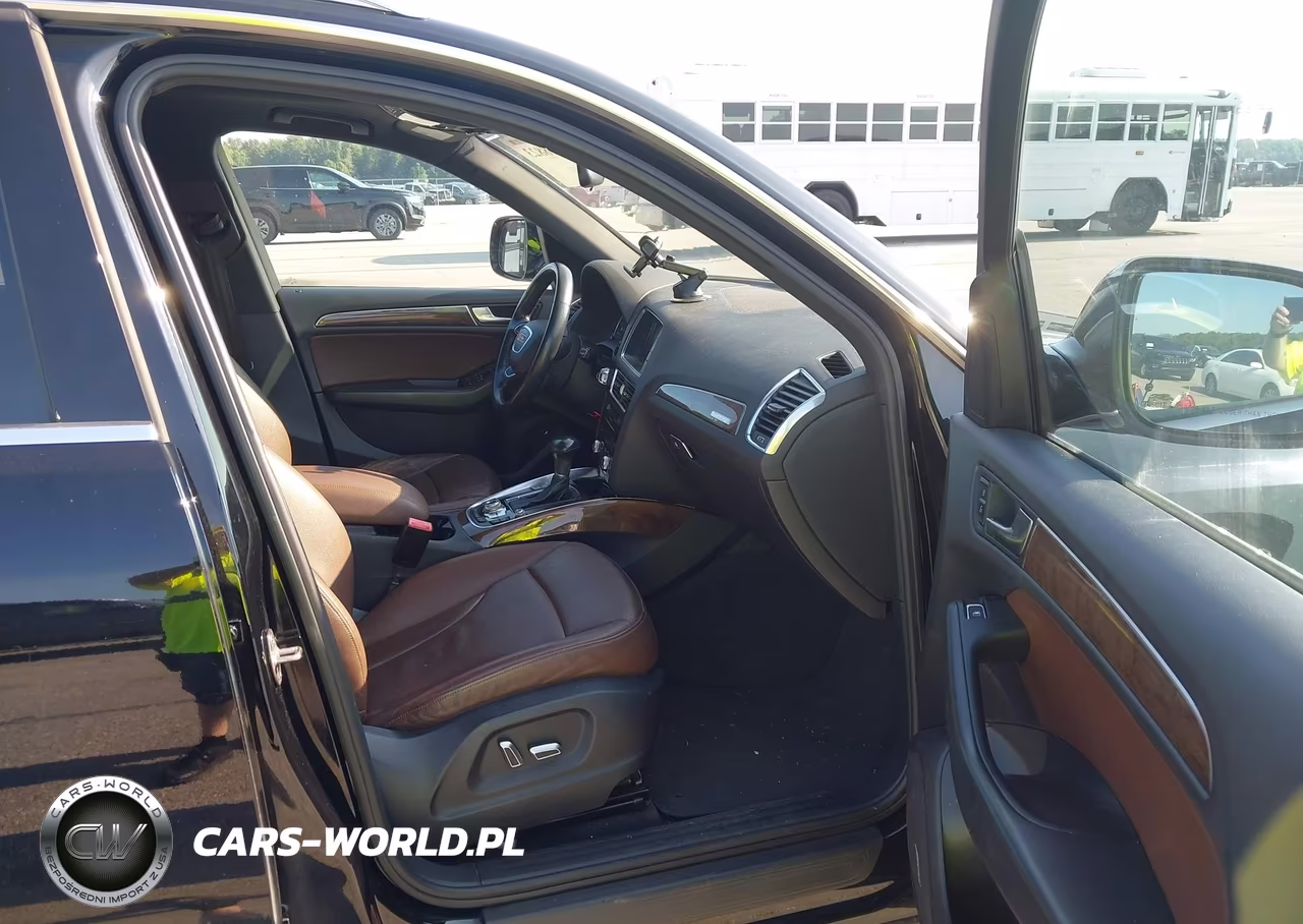 2017 Audi Q5 2.0T Premium VIN:WA1C2AFP0HA051239 - 5
