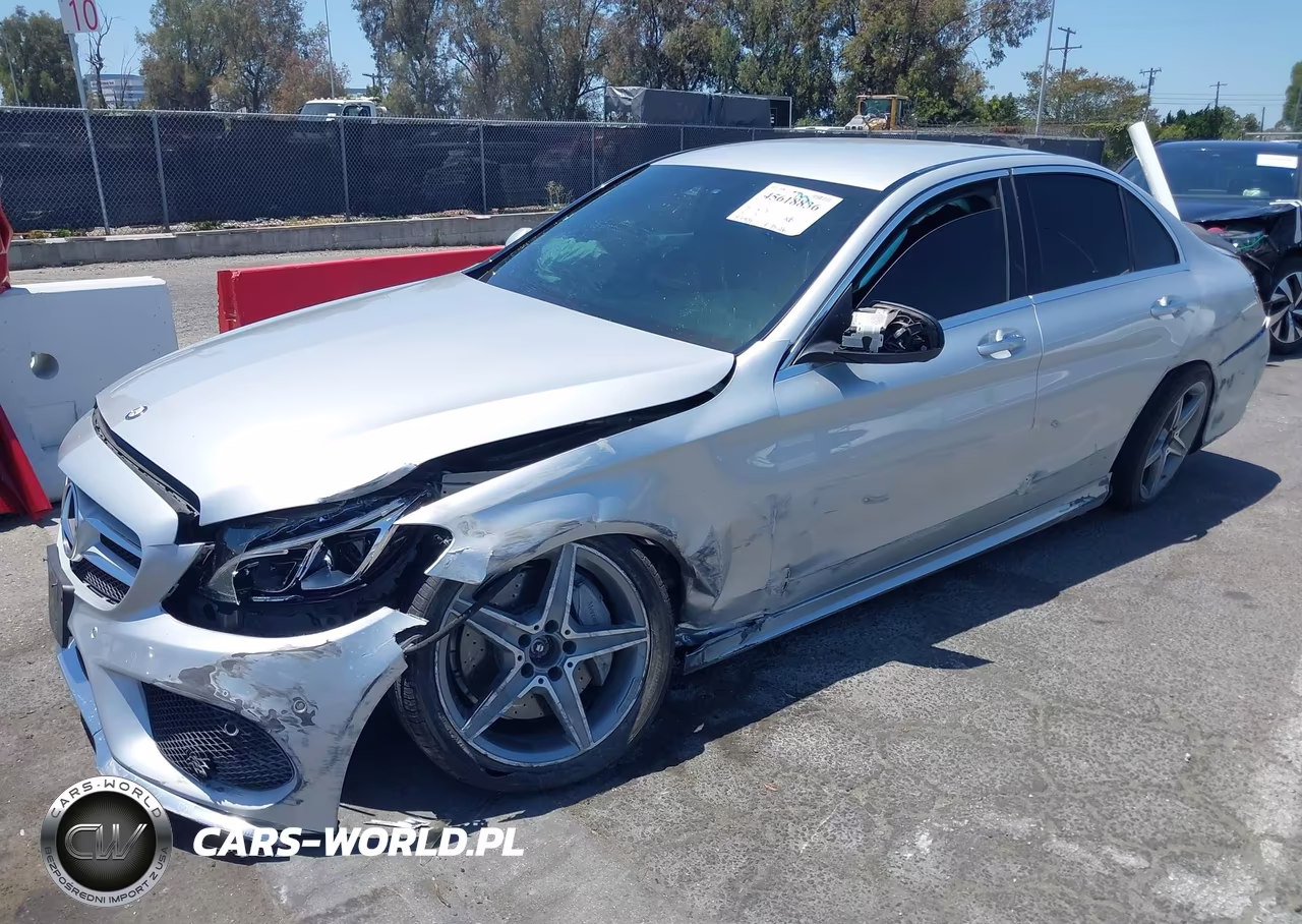 2015 Mercedes-Benz C 400 4Matic VIN:55SWF6GB4FU040187 - 2
