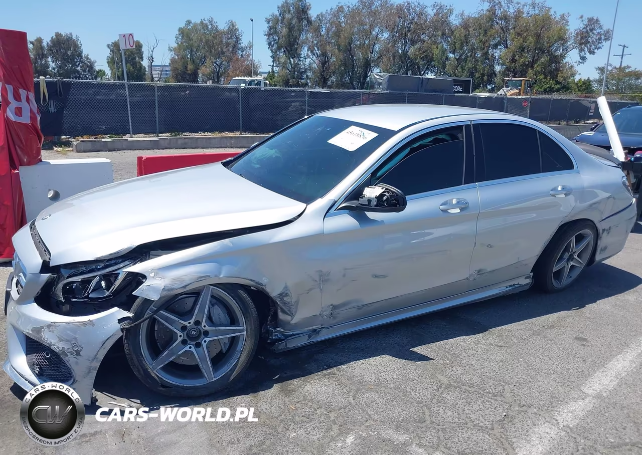 2015 Mercedes-Benz C 400 4Matic VIN:55SWF6GB4FU040187 - 6