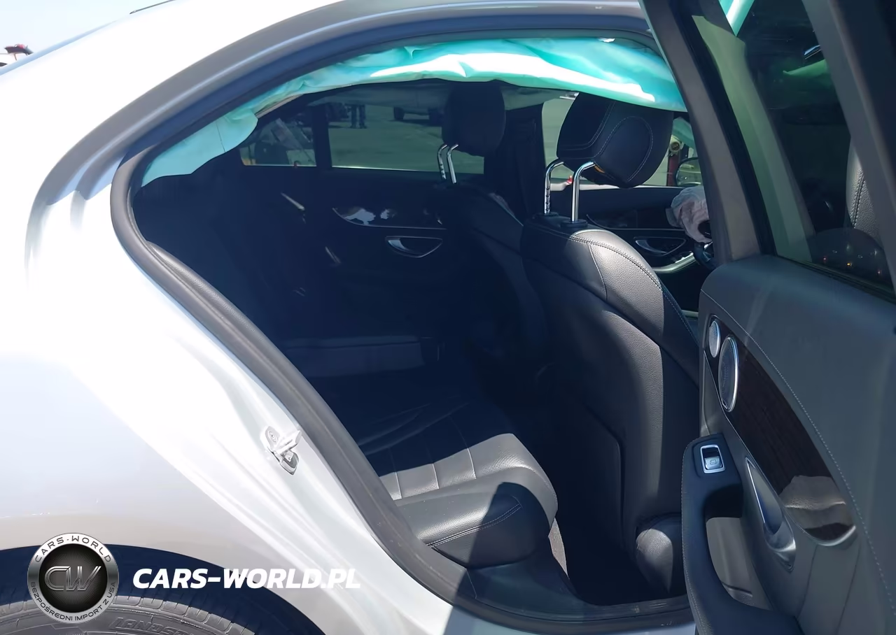 2015 Mercedes-Benz C 400 4Matic VIN:55SWF6GB4FU040187 - 8