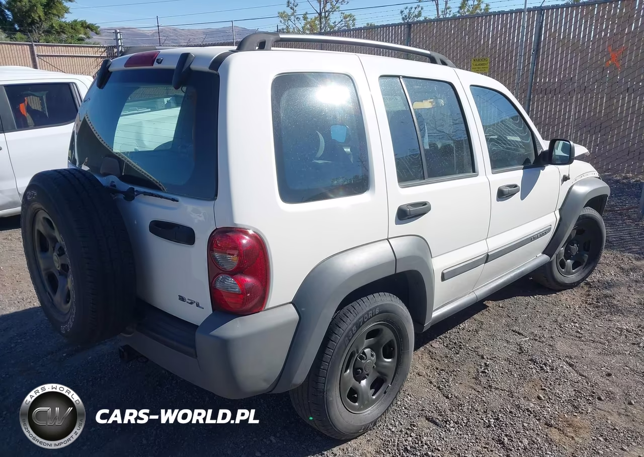 2005 Jeep Liberty Sport VIN:1J4GL48K55W502049 - 4