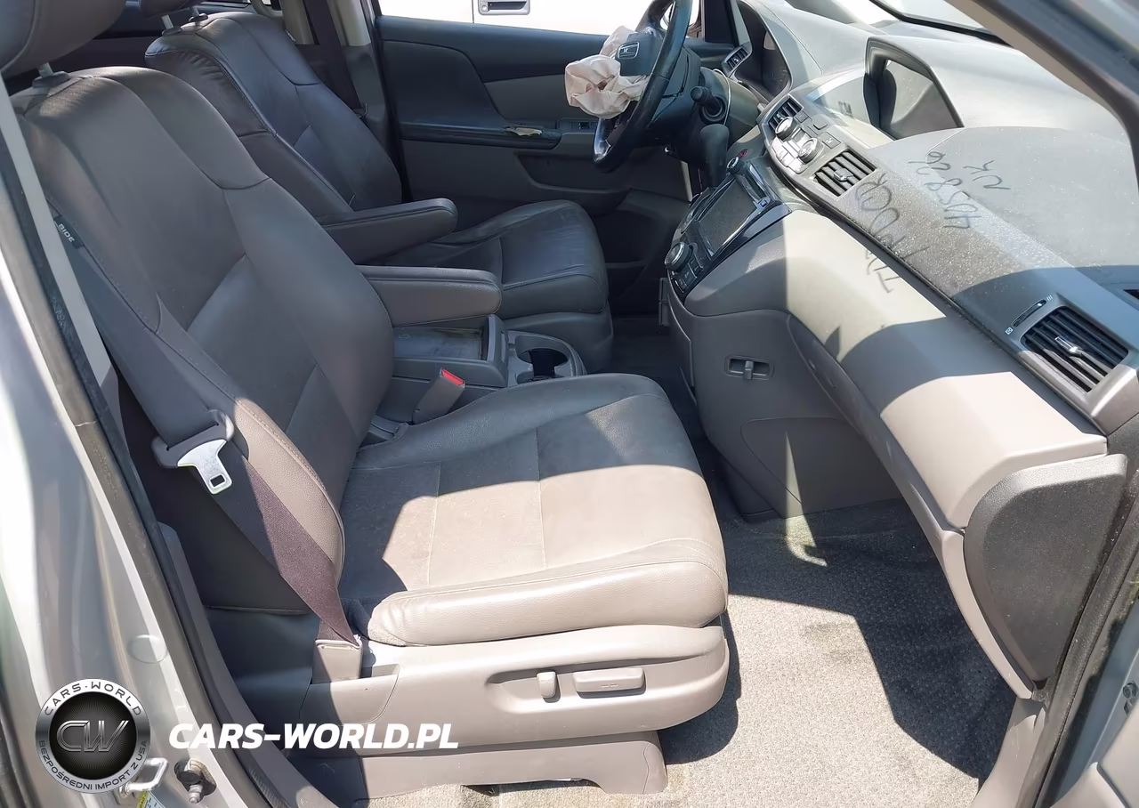 2015 Honda Odyssey Ex-L VIN:5FNRL5H63FB056335 - 5