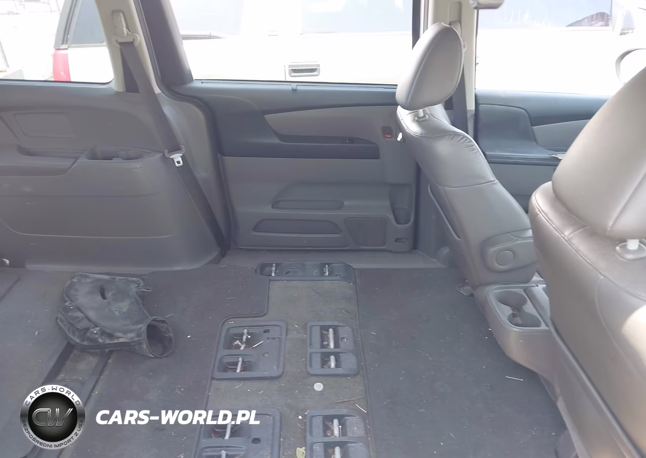 2015 Honda Odyssey Ex-L VIN:5FNRL5H63FB056335 - 8