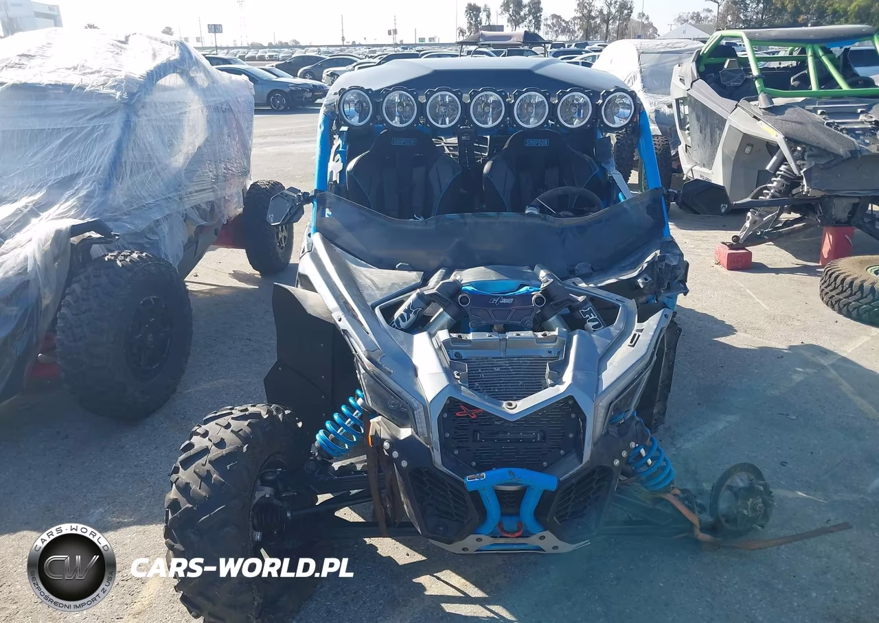 2018 Can-Am Maverick X3 X Rc Turbo R VIN:3JBVVAW47JK000095 - 5