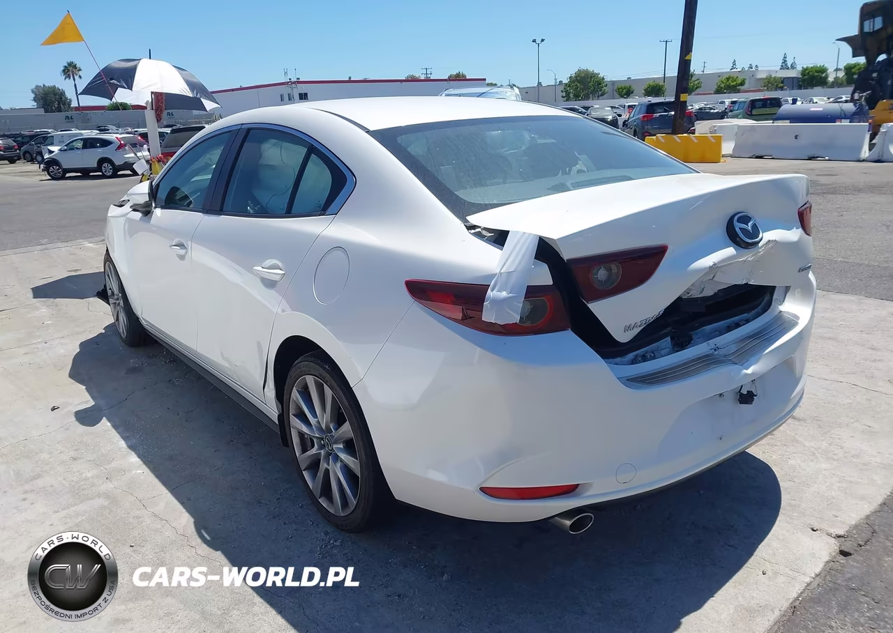 2022 Mazda Mazda3 Preferred VIN:3MZBPACL1NM315990 - 3