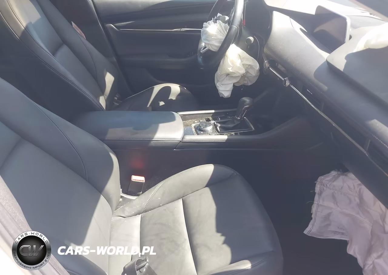 2022 Mazda Mazda3 Preferred VIN:3MZBPACL1NM315990 - 5