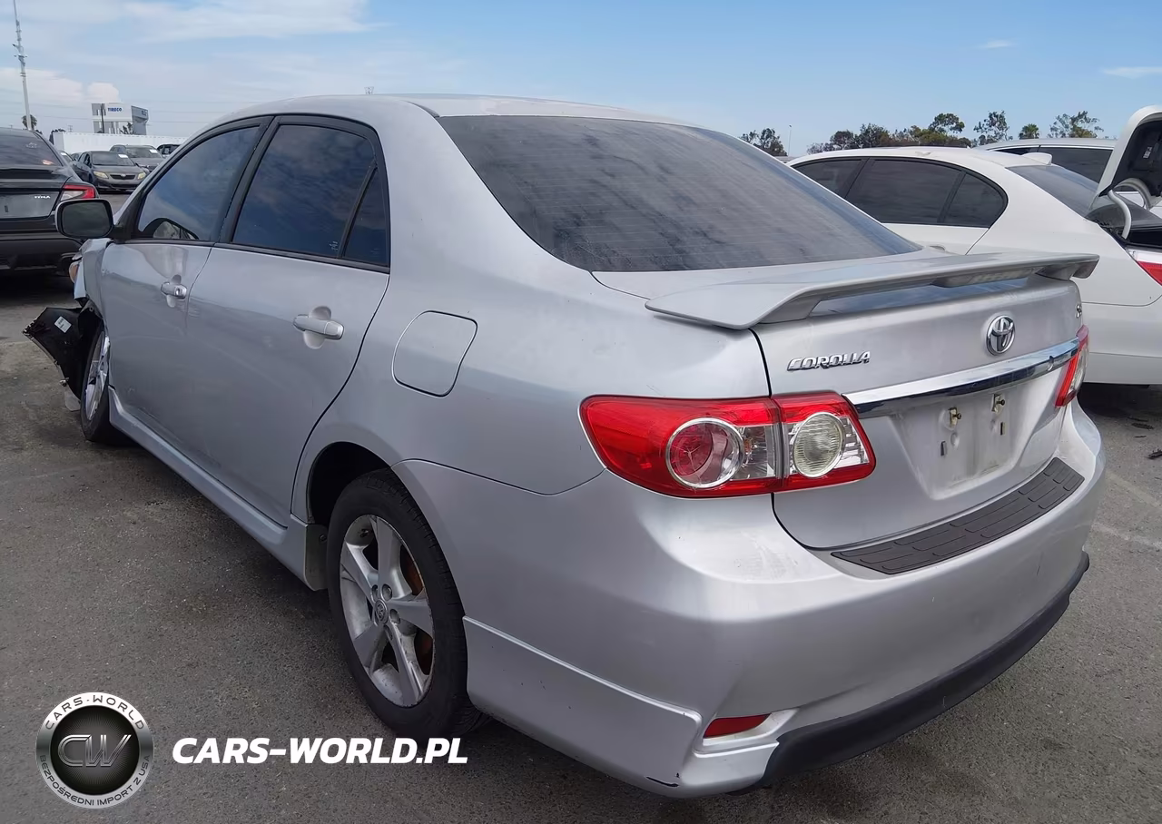 2013 Toyota Corolla S VIN:5YFBU4EE4DP123577 - 3