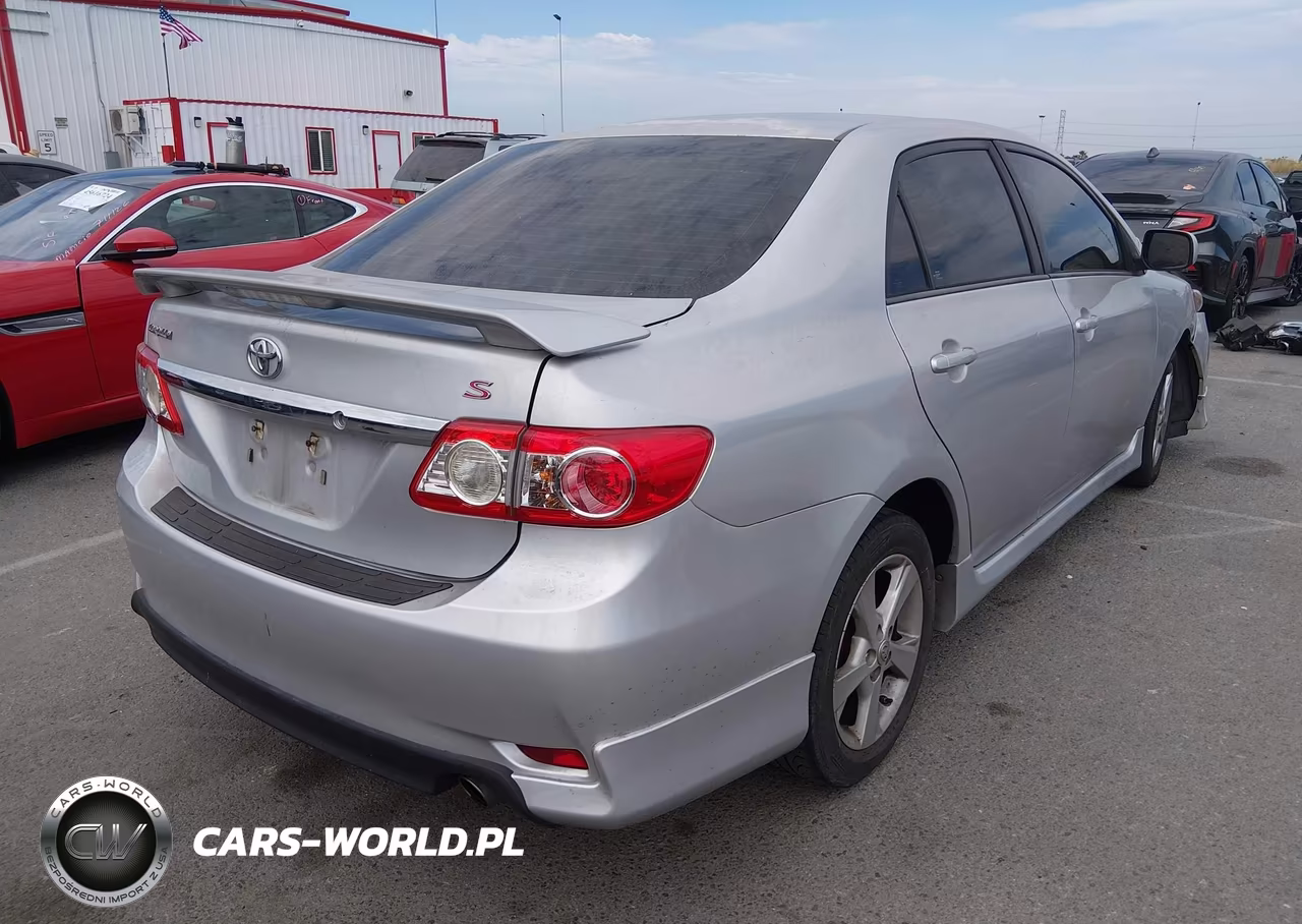 2013 Toyota Corolla S VIN:5YFBU4EE4DP123577 - 4