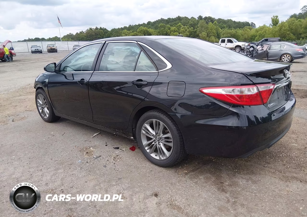 2017 Toyota Camry Se VIN:4T1BF1FK2HU451209 - 3