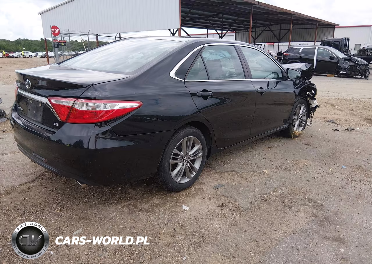 2017 Toyota Camry Se VIN:4T1BF1FK2HU451209 - 4