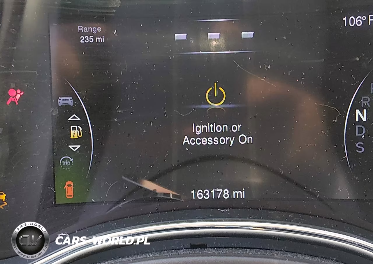 2015 Jeep Grand Cherokee Overland VIN:1C4RJECG2FC883262 - 16