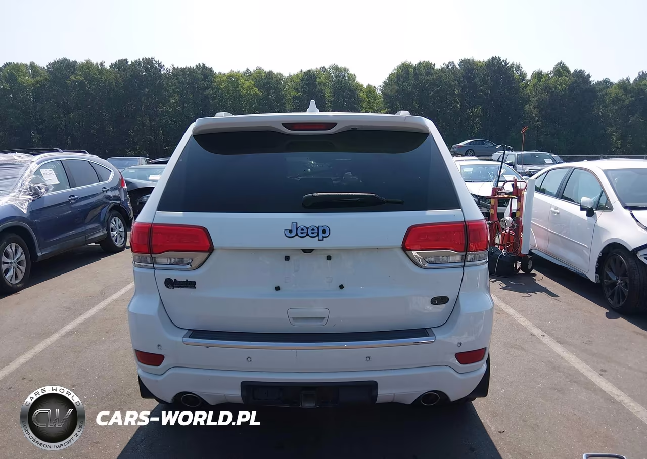 2015 Jeep Grand Cherokee Overland VIN:1C4RJECG2FC883262 - 17