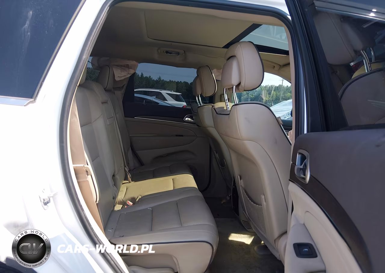 2015 Jeep Grand Cherokee Overland VIN:1C4RJECG2FC883262 - 8