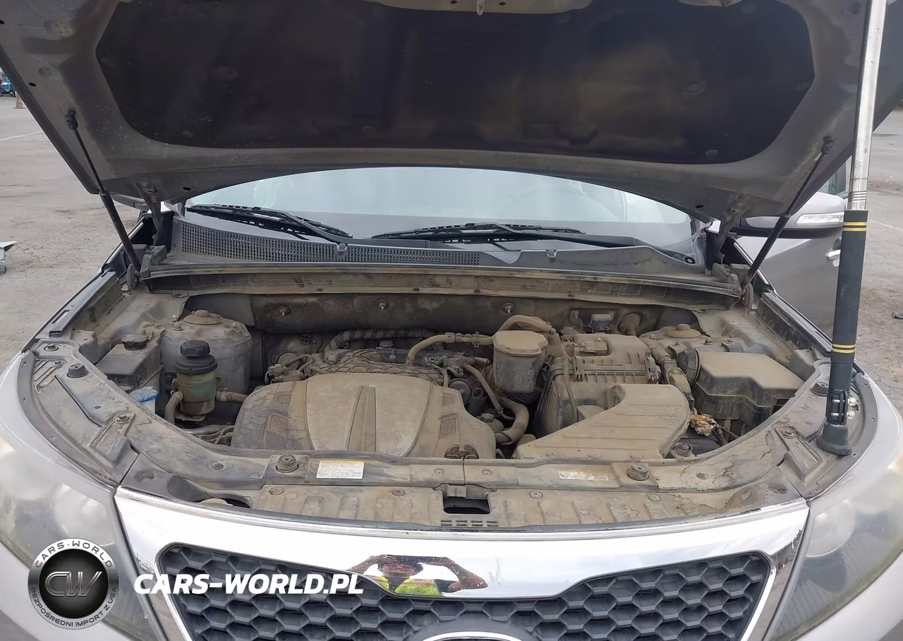 2012 Kia Sorento Lx V6 VIN:5XYKTDA22CG245856 - 10