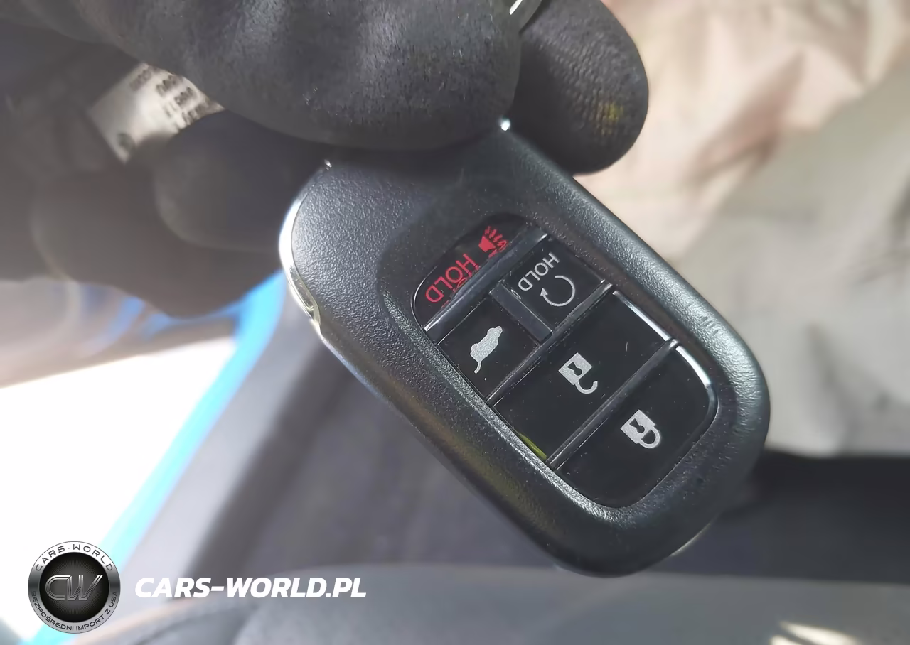2025 Honda Civic Hybrid Sport Touring VIN:19XFL4H94SE003750 - 11