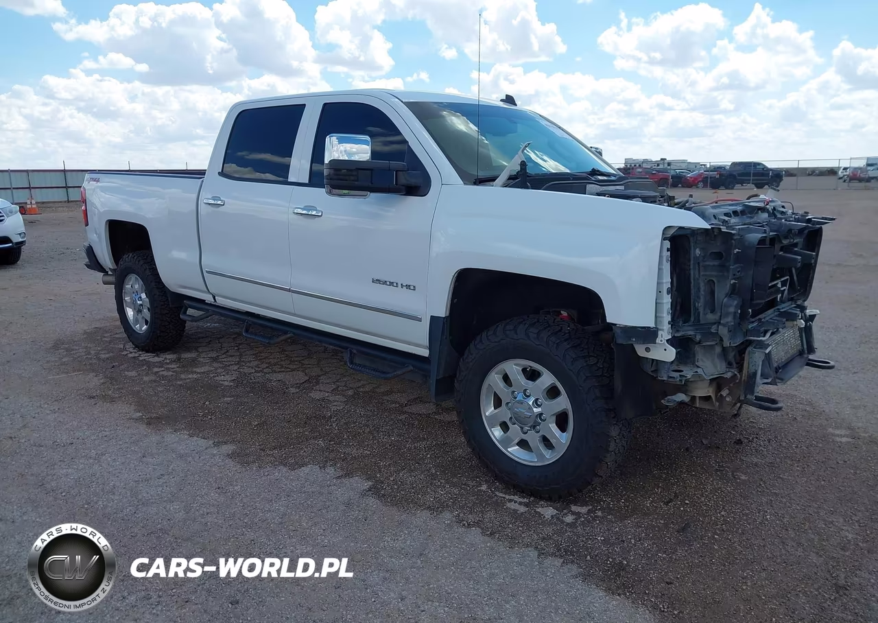 2015 Chevrolet Silverado 2500Hd Ltz – zdjęcie 1 z 17