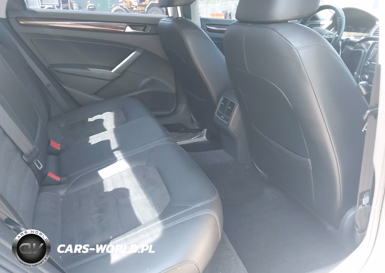2013 Volkswagen Passat 2.0L Tdi Sel Premium VIN:1VWCN7A30DC138445 - 8