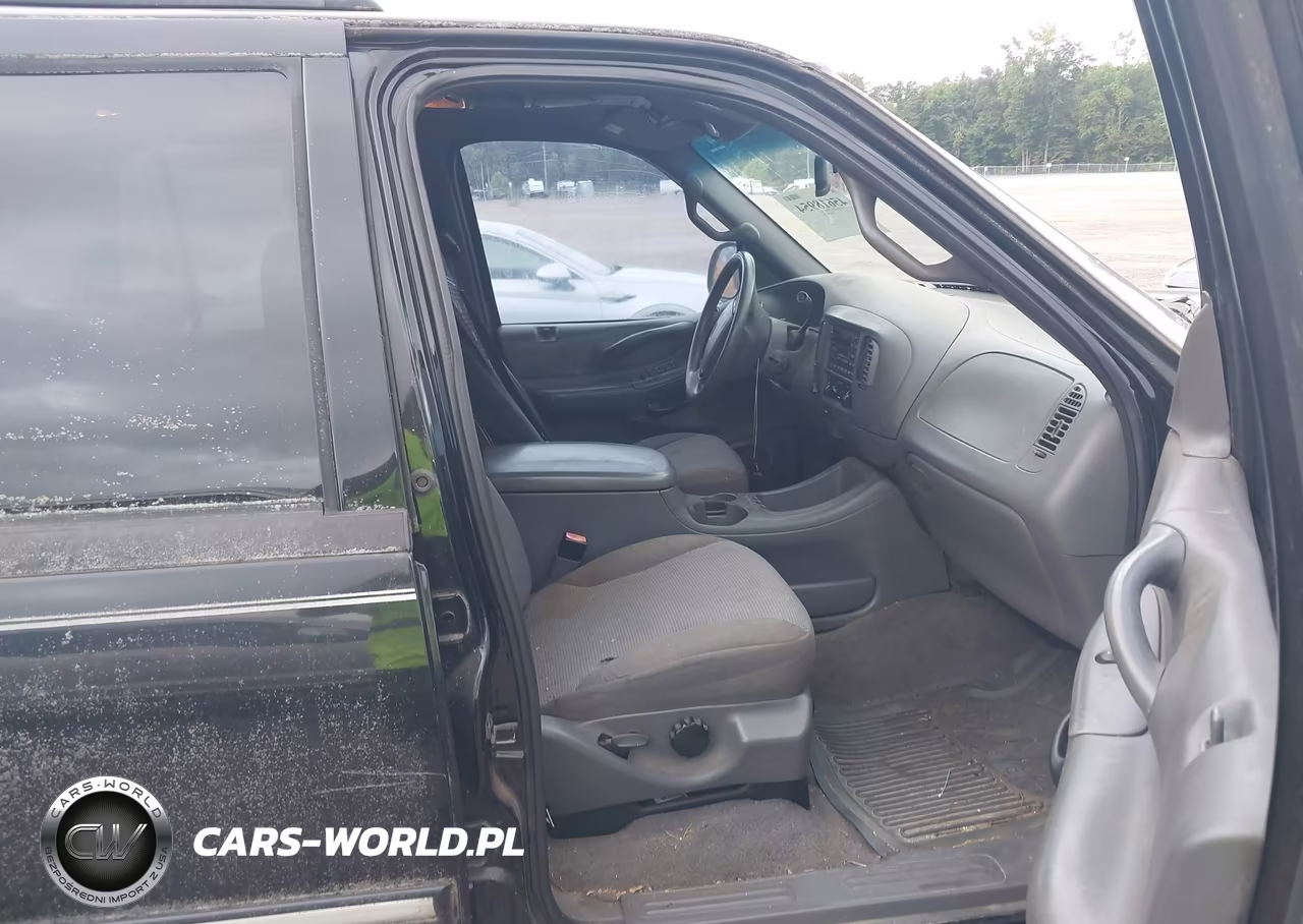 2002 Ford Expedition Xlt VIN:1FMPU16L62LA89337 - 5